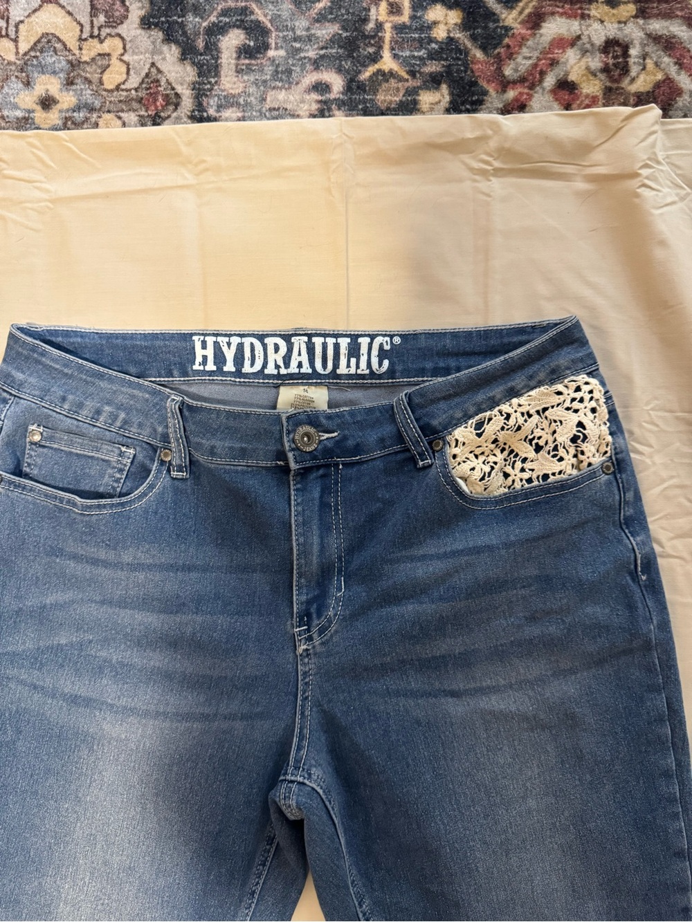 Hydraulic Cropped Jeans Size 14 Blue Denim Crochet Cuff Boho Stretch - Picture 4 of 7
